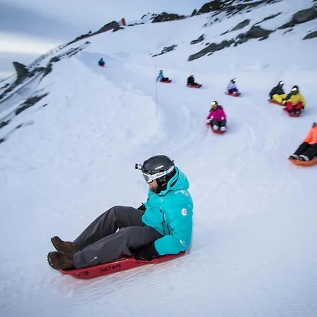 Hauts De La Vanoise - Location: Pour Deux Personnes Centre Station Mae-9120 *